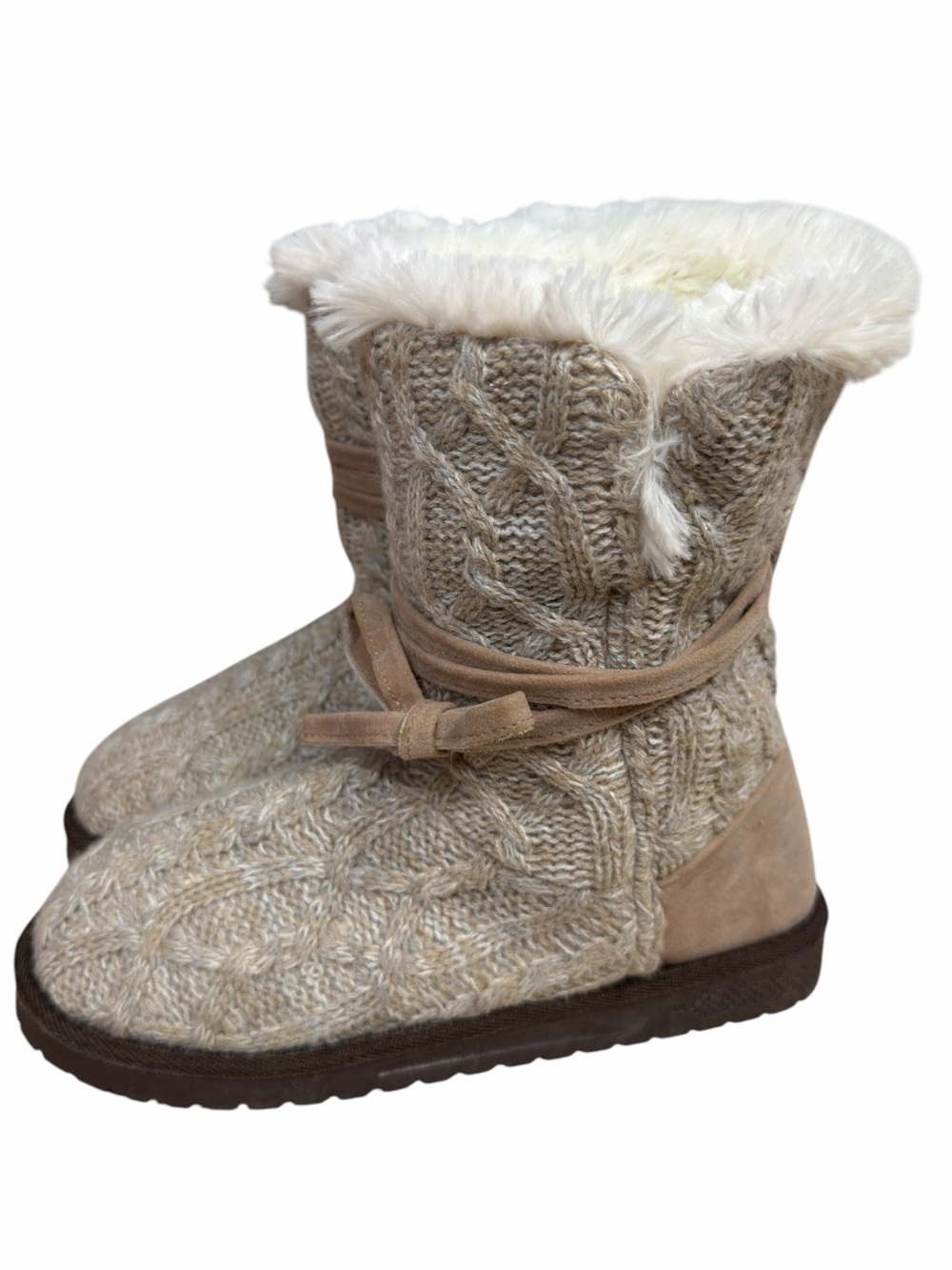 Essentials by MUK LUKS Clementine Cable Knit Faux Fur Winter Boots Size 8 Cozy